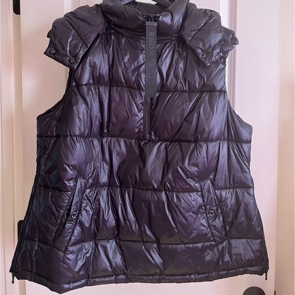 Michael Kors Black puffer vest with hood